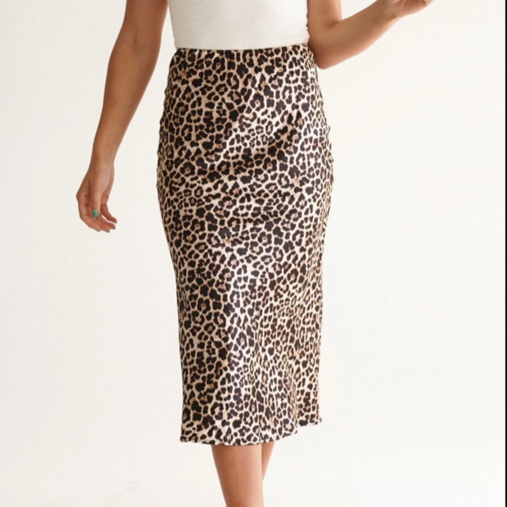 CJLA Sara Skirt Animal print leopard print midi